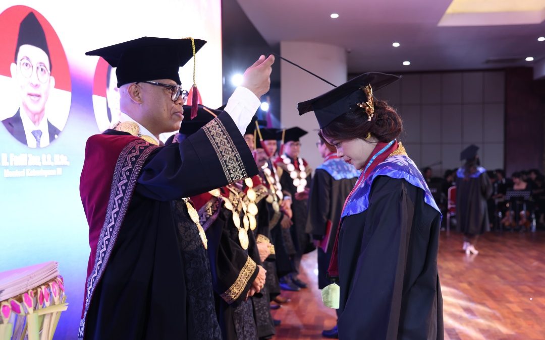 Wisuda XXXIII dan XXXIV Tandai Pangurip ISI BALI